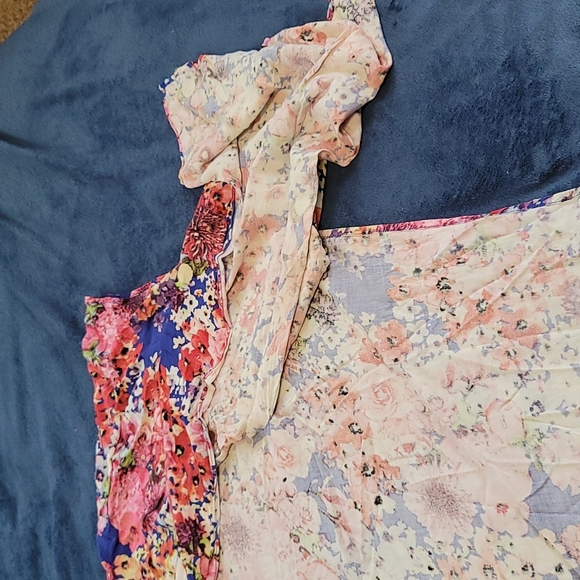 Floral cover up - Picture 4 of 7